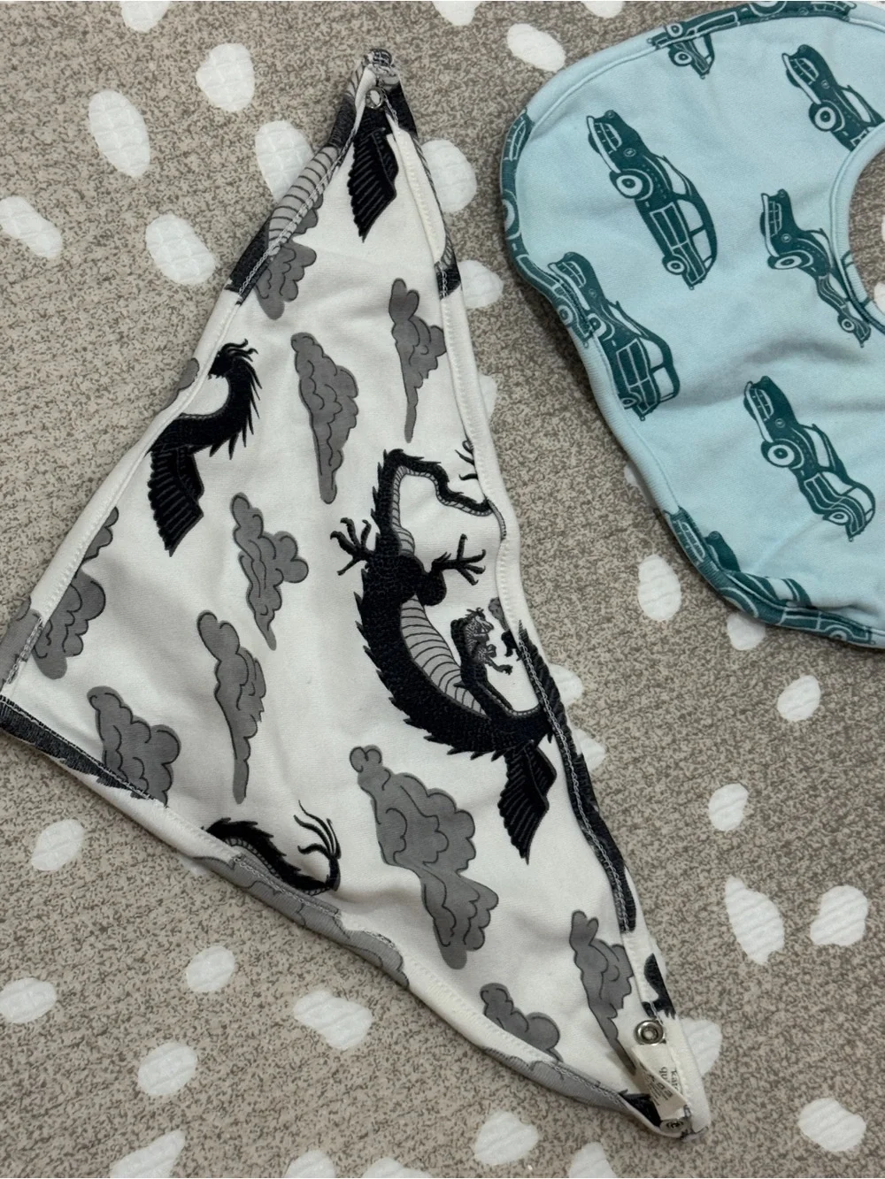 Bundle Kate Quinn bibs cotton baby boy dragons bandana turquoise cars